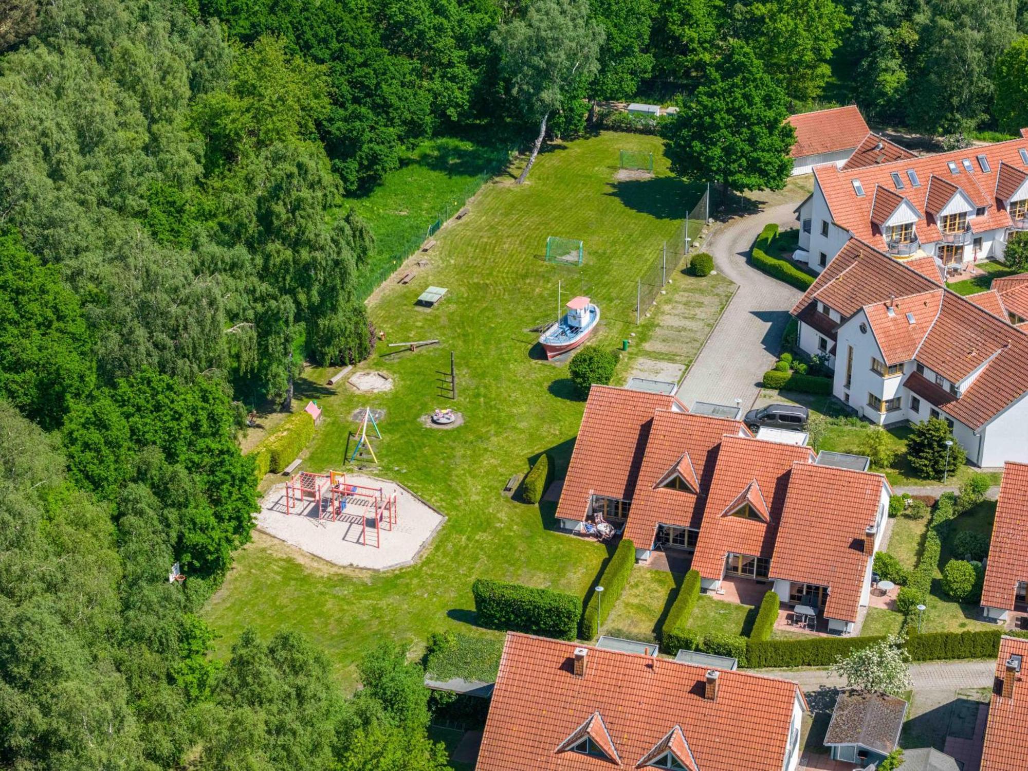 Ferienpark Freesenbruch Wohnung 2 6 - Windrose 징스트 외부 사진